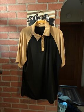 Amazon Men's Raglan Polo in Black and Tan